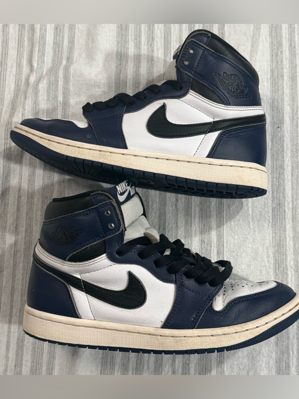 Size 7 Nike Air Jordan 1 Retro High OG Midnight Navy Mens Sneakers DZ5485-401